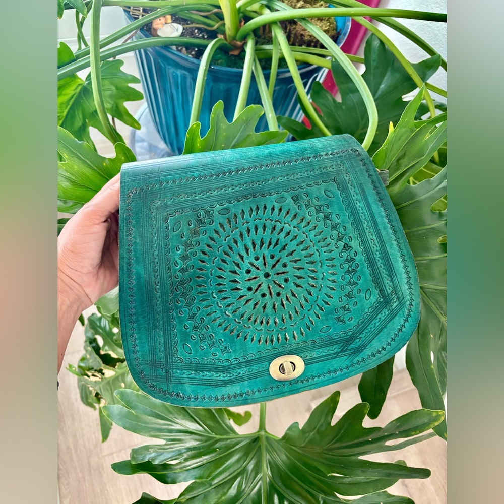 Moroccan Leather Crossbody Bag - Picture 6 of 7